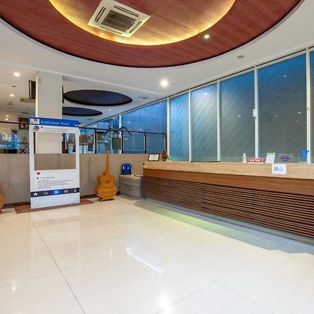 Raffleshom Hotel Бандунг Екстериор снимка