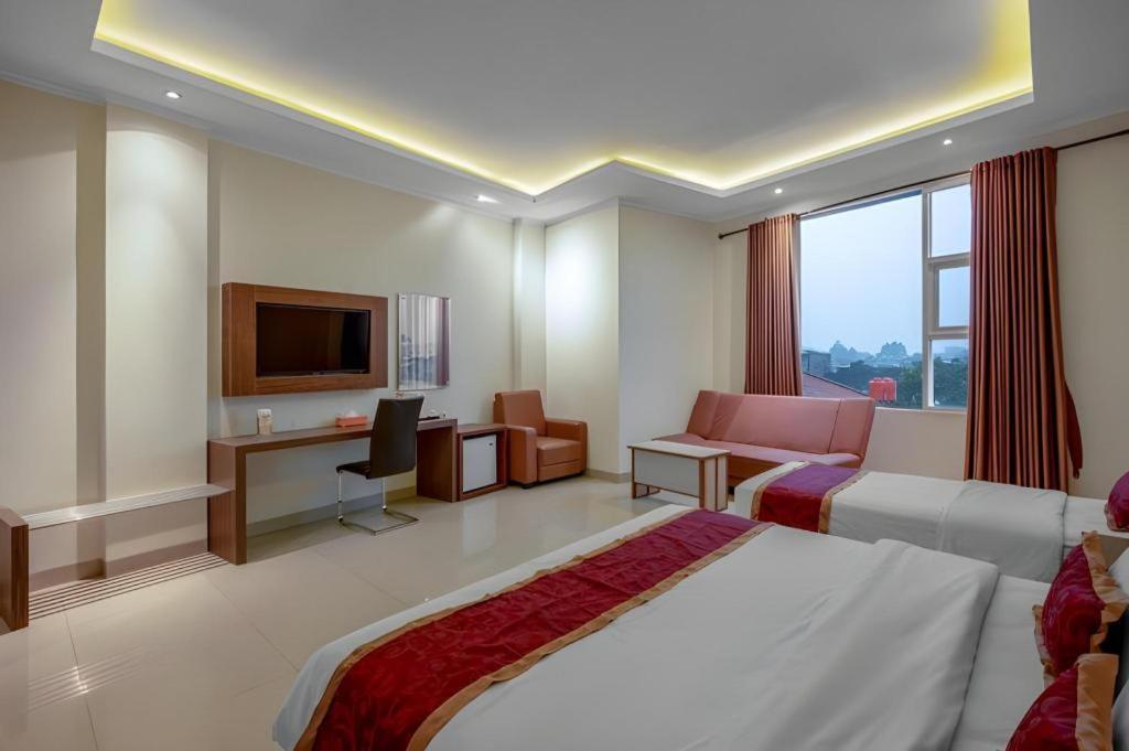 Raffleshom Hotel Бандунг Екстериор снимка