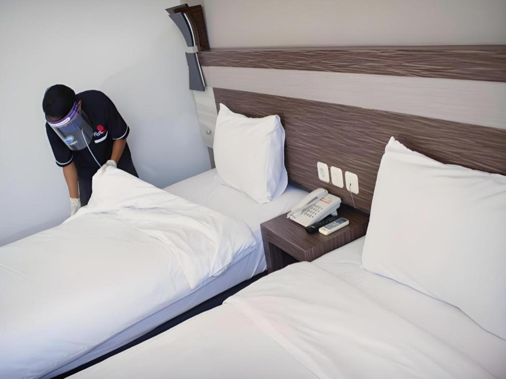 Raffleshom Hotel Бандунг Екстериор снимка